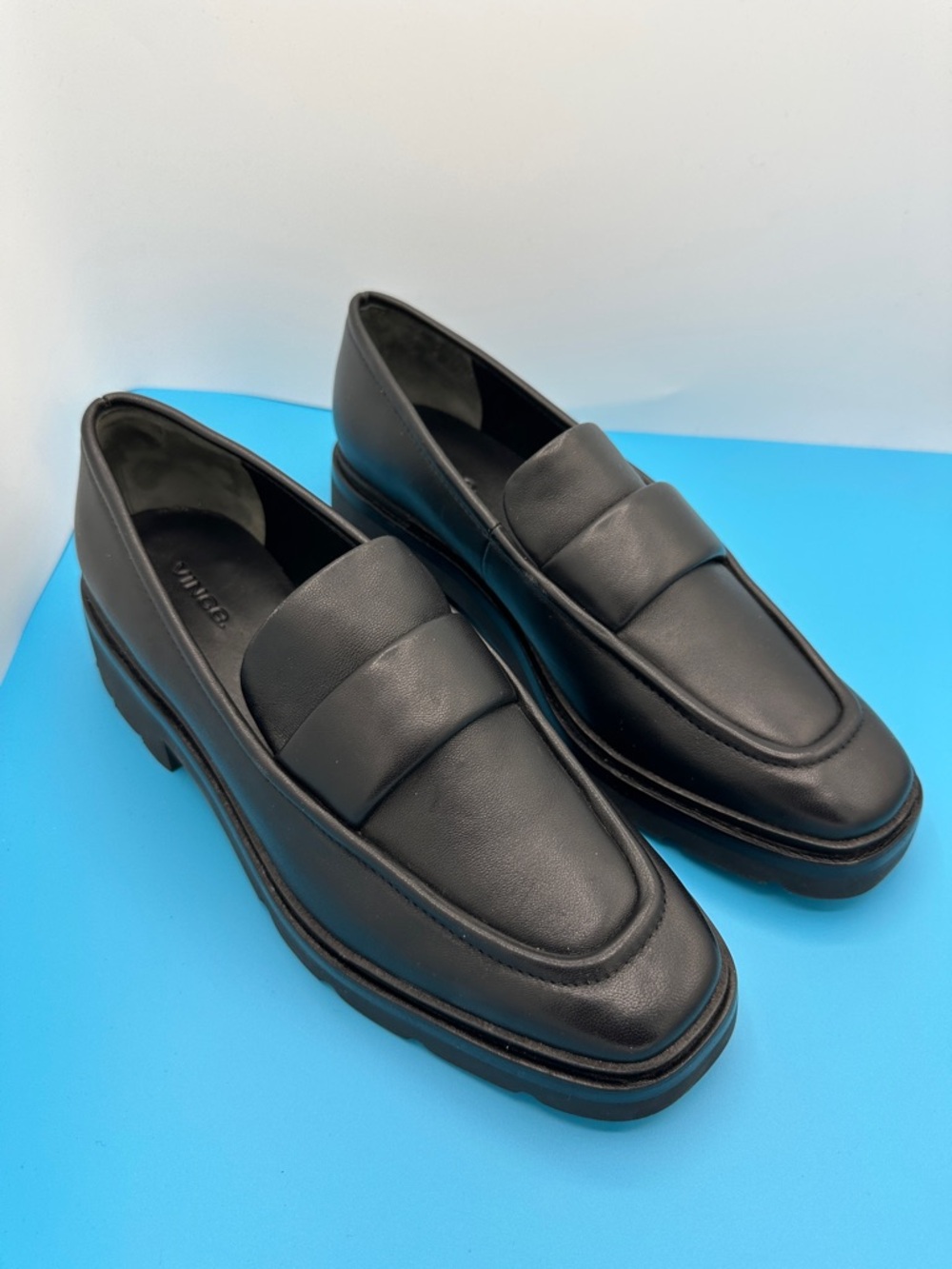 NEW! Vince - Robin Black Leather Loafer Womens Size 9.5 Brand New ! (No box)